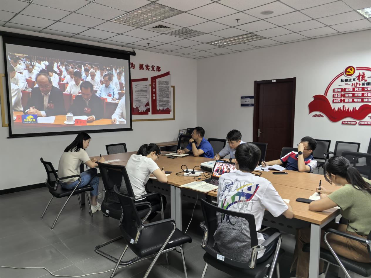 da81150c0e190cdfff26dc296f76109