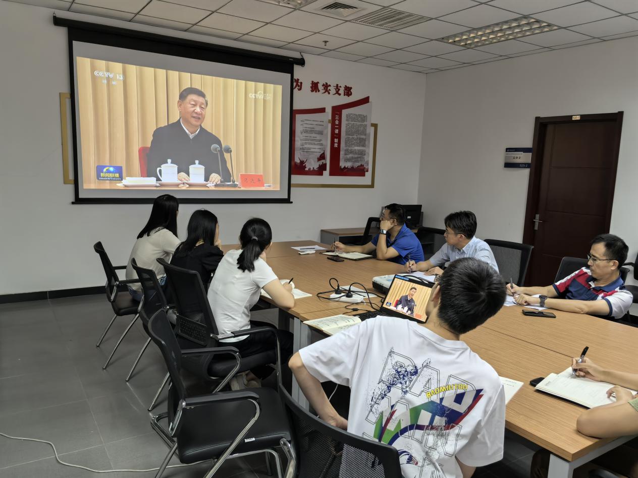 1b6b795212be5014564ba9838874033