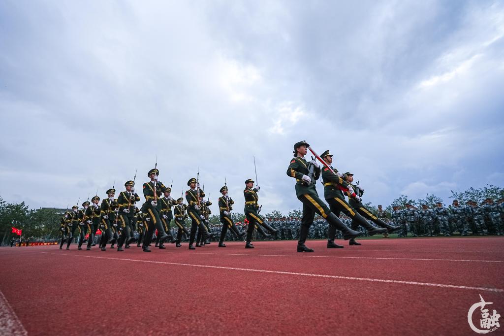 摄影 张皓天.jpg