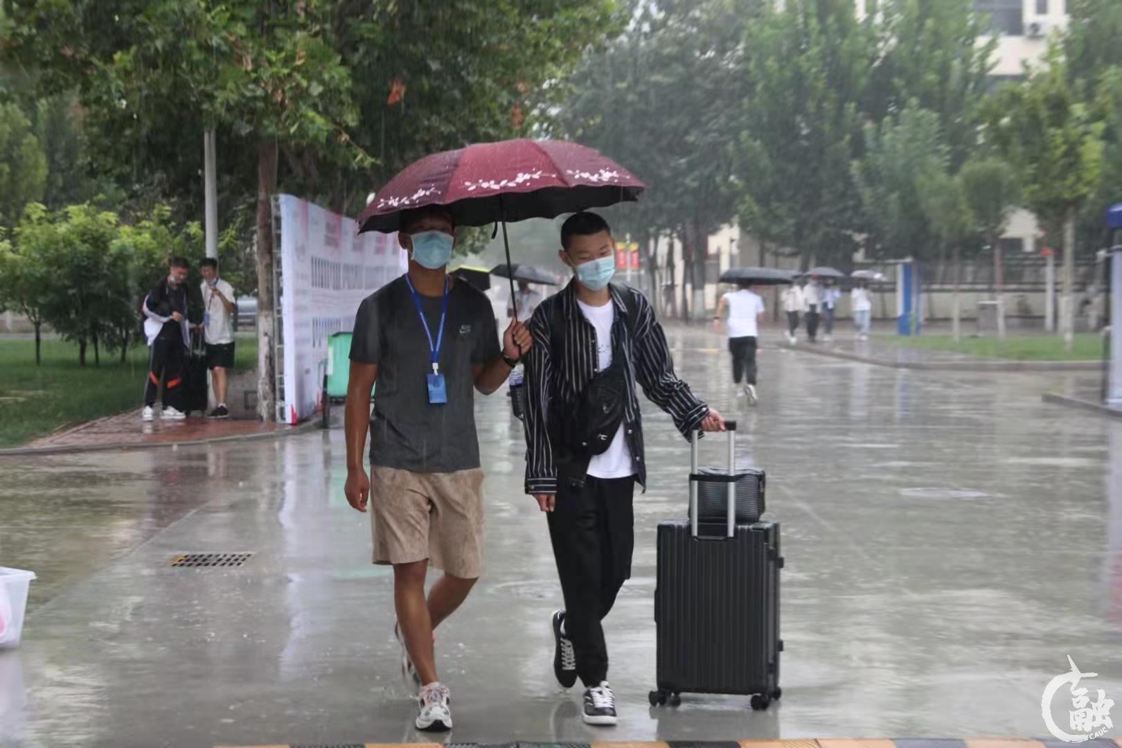 2021年 迎新志愿者.jpg