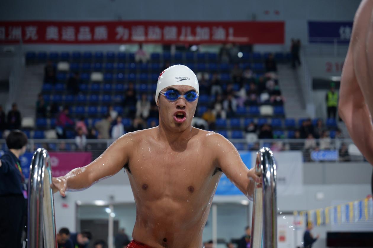 8e5dcbc3394fe8ce7b826768235f049