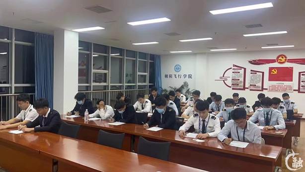 说明: https://www.cauc.edu.cn/__local/A/80/F8/7F043498B69536A16B0115F2628_2E1DF8D6_243E7.jpg