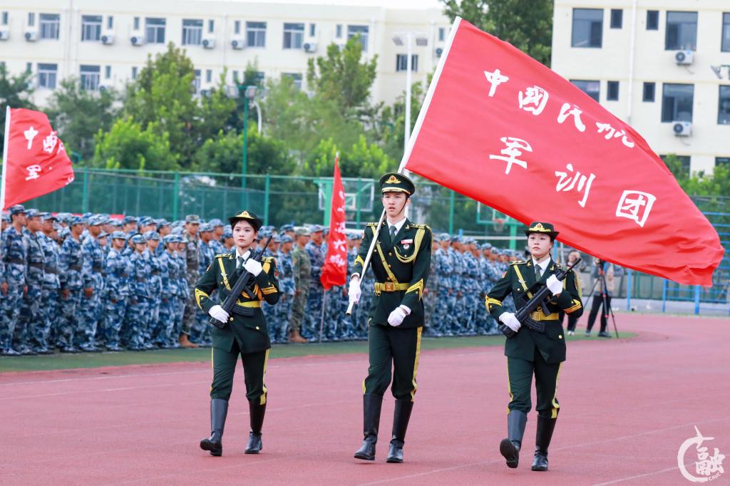 摄影 周晓燕.JPG